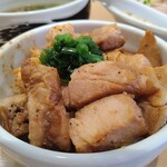 Tyuuka Soba Takaban - 冷し煮干つけ麺 950円 にんにく醤油丼 250円