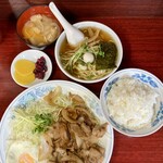 ラーメン日本一 - 生姜焼定食890円とミニラーメン380円