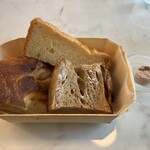 Riberutepathisuriburanjeri - セットのパン