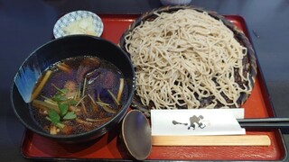 Ishibiki Soba To Sumikushiyaki Ichinaru - きのこと秋茄子入り鴨つけ汁せいろ蕎麦