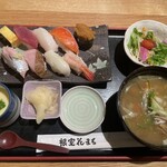 寿司と炉端焼 四季花まる - 