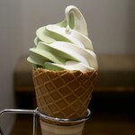 霧の森菓子工房 - バニラ抹茶ソフトクリーム