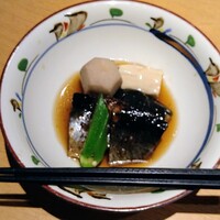 新潟名物 布のり蕎麦とおいしい酒菜 きなせや. 赤坂割烹店 - 2023/9月下旬。にしんと茄子の炊き合わせ。