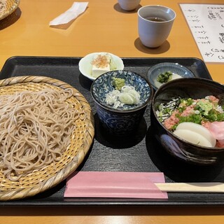 ◯たかぼ 次の現場へと､生ラジオ🍙 嬉しいことに6月､スカレコ社員のうた､として