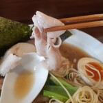 メヂカそば 吟魚 - レアチャーシュー