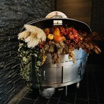 ロウリーズ・ザ・プライムリブ - 