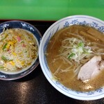 ラーメン昇龍 - Ａセット(味噌ラーメンと半チャーハン)