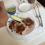 松阪が誇る名物!鶏みそ焼き肉 松阪食堂 - 