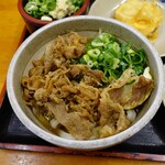 麺処 綿谷 - 牛肉ぶっかけハーフサイズの「ひや