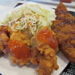 MY STYLE フォー - からあげと白身フライ。からあげには甘辛チリソースが合う！