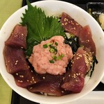 Ajiyoshi Cafe - 焼津丼