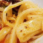 凡記 西安肉夾モー - 凉皮の麺の表情。