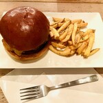 Craft Burger co. - クラフトチーズバーガー 1250円