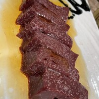 焼肉 ミツクニ 六本木 - 炙りレバー⤴︎⤴︎