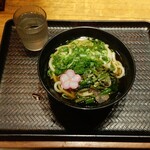 驛麺家 - 山菜うどん (税込)390円 (2023.09.26)