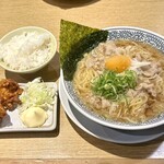 丸源ラーメン - 肉そばからあげセット