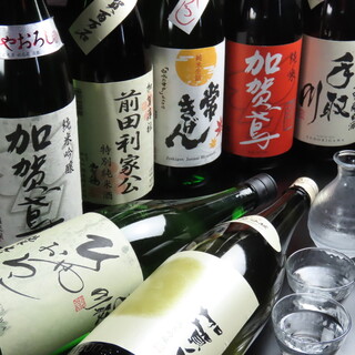 Hokuriku Kaisen Kanazawa Oden Kairiki - 金沢の美味しい地酒あります。
