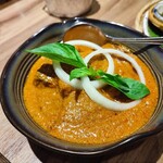 THE LOCAL - 牛タンのマッサマンカレー