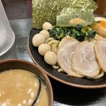 濃厚とんこつ 金沢家 - 特性つけ麺＋うずら玉子