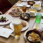 ビュッフェ＆カフェレストラン アンサンブル - 