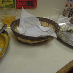 RAJ - グリーンサラダ＆エビカレー完食