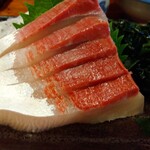 やき鳥三太郎 - はまち造り 890円(税込)(2023年8月7日撮影)