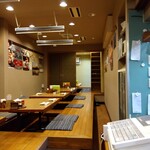 やき鳥三太郎 - 掘りごたつ席(2023年8月11日撮影)