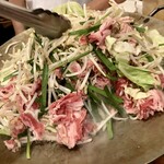 Shijimi Takiniku Kuniki - 野菜と肉で多います