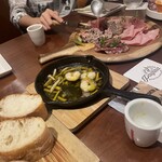 パージナ イタリアン ファイアワークス プラス カフェ ～薪焼きイタリアンとワイン～ - 