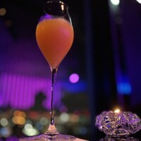 DINING & BAR TABLE 9 TOKYO - 