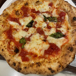 SOLO PIZZA Napoletana da Gennaro - マルゲリータ