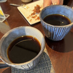 お休み処 談 - アイスコーヒーだけじゃもったいない。私もAさんもホットコーヒーを追加。私は中煎り(『味わい』)Aさんは円山ライト