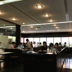 割烹蒲焼 わかな - 内観 2F食堂左側 入り口から