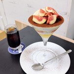 TSUBASA COFFEE - ■無花果と珈琲のティラミスパフェ(R5.9/13～19)
                ・アイスコーヒー