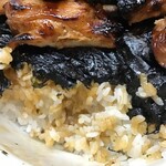 割烹蒲焼 わかな - やきとり丼 食べ始めの頃のタレの浸み具合
