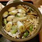 Teuchi Soba Barikiya - 鴨汁うどん 鴨汁アップ！