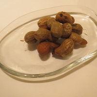 イタリアン オット - 塩茹でした落花生