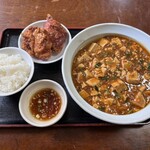 中国料理 布袋 - マーボーメン＋小ライス、ザンギ2個