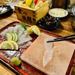 串焼炉端 三代目 巌流 - 鯛の岩塩造り