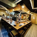 串焼炉端 三代目 巌流 - 店内