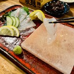 串焼炉端 三代目 巌流 - 鯛の岩塩造り