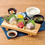 Today's 3 types of sashimi set meal