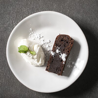 チョコレートブラウニーとクレームシャンティ