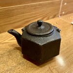 Sobakiri Morino - 蕎麦湯の入った鉄瓶
      2023年9月27日