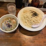 むらさき山 - つけ麺（950円）