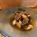 味のまる藤 - つぶ貝生姜煮