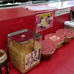 家系ラーメン とらきち家 - 卓上味変調味料１