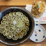 Yamazakura - すだち蕎麦、旬野菜かき揚げ天付き1900円