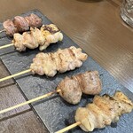 備長炭 炭火焼き鳥 八九八二 - 