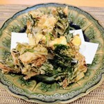 新割烹 丹色 - 天麩羅、薩摩芋と法蓮草かき揚げ